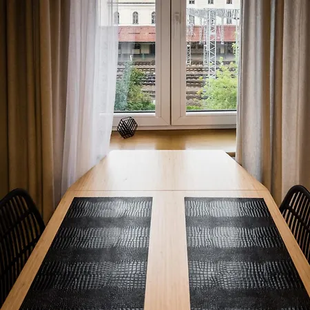 公寓 Old Railway Station View Lubicz Wawelofts 克拉科夫