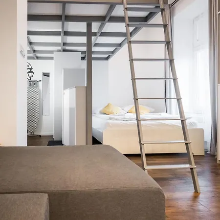 Old Railway Station View Lubicz Wawelofts * 克拉科夫