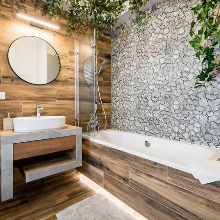 Old Railway Station View Lubicz Wawelofts 公寓 *