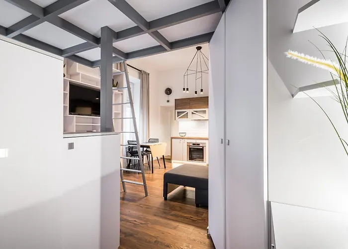 Old Railway Station View Lubicz Wawelofts Appartement Cracovie